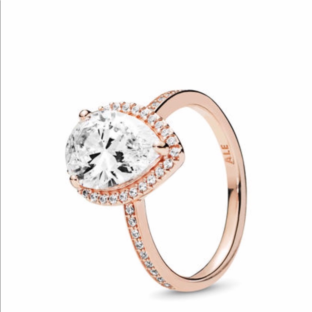 Pandora Ring